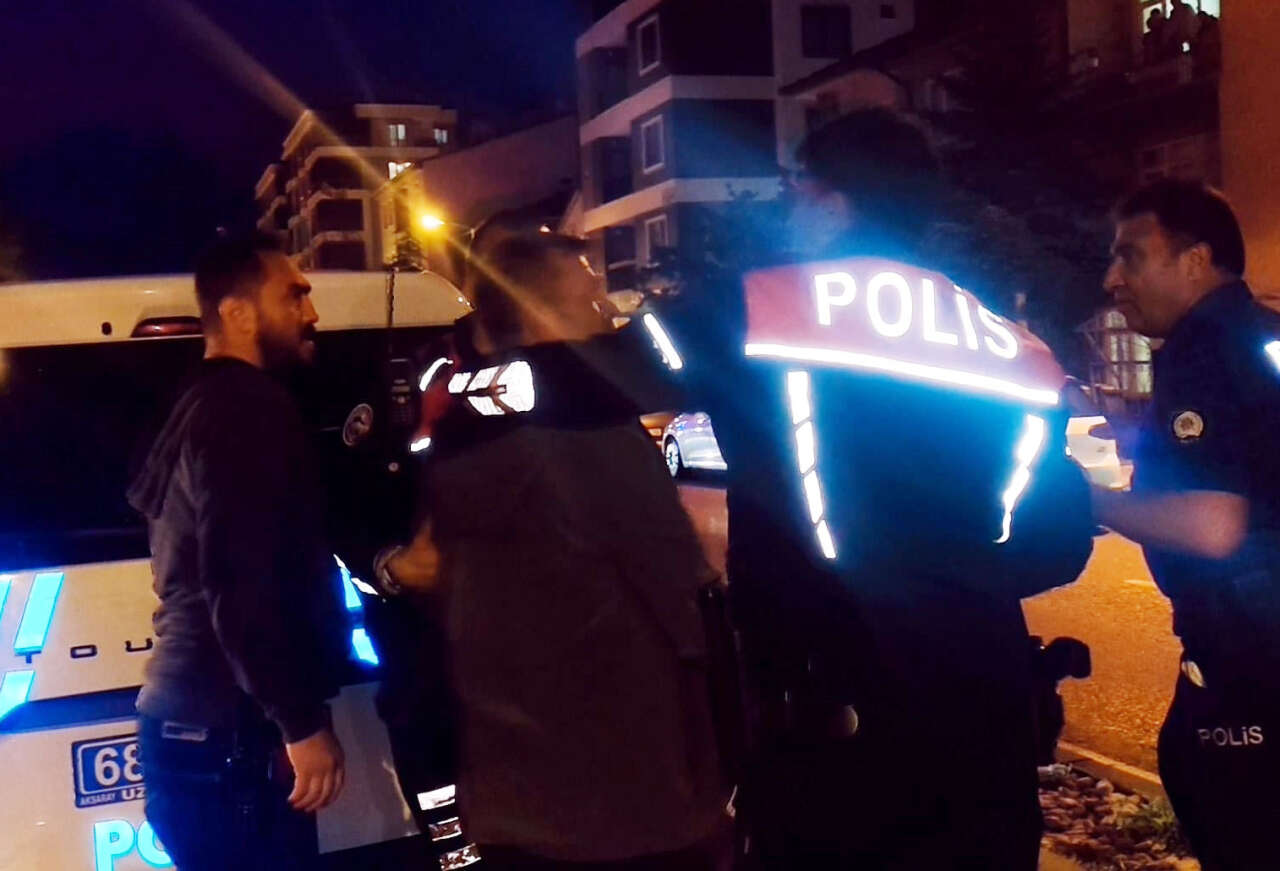 Kızını kaçıran gencin kulağını falçatayla kopardı 1